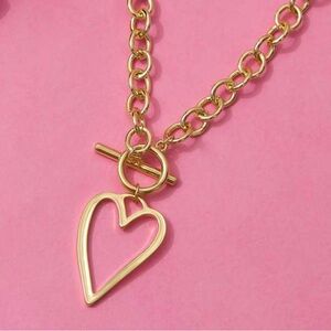 NWT ⚜️💛⚜️ True To Form Golden Tone Hollow Heart Charm Necklace